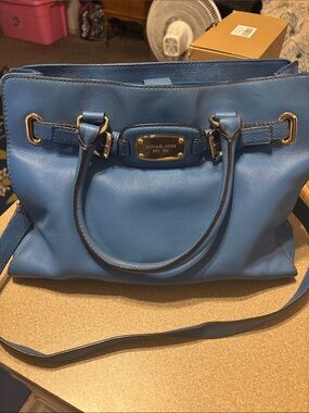 Michael Kors Hamilton Bag in Blue Pebbled Leather with Gold Hardware